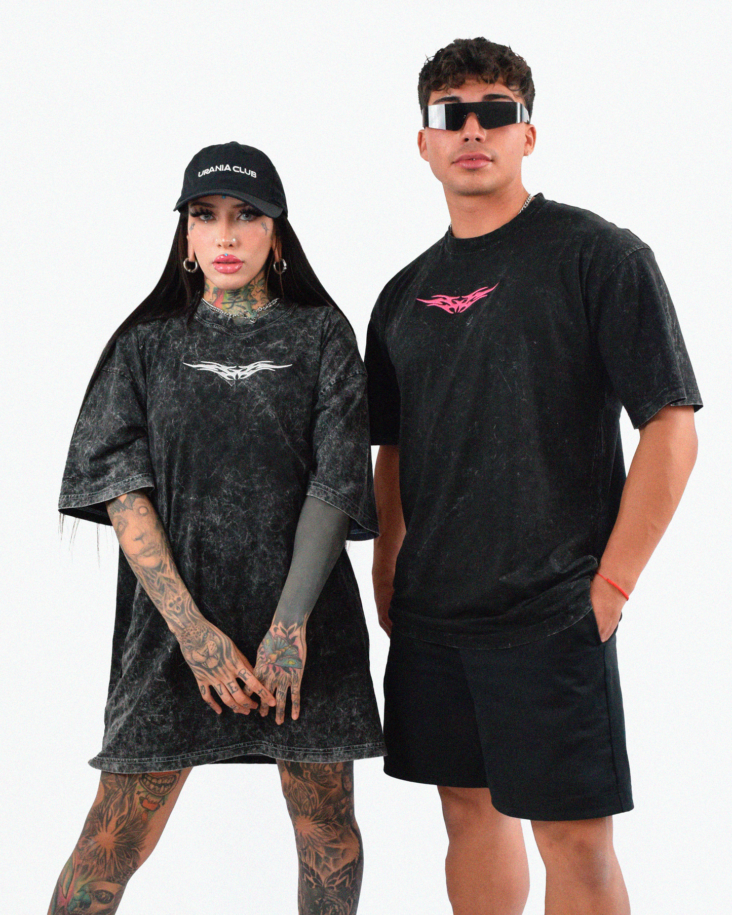 Polera washed con bordado tribal, hecha con 100% algodón peruano premium – moda rave y urbana, Urania Club