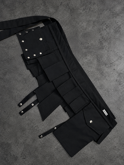 Cinturón falda utility negro con bolsillos y broches metálicos - Urania Club