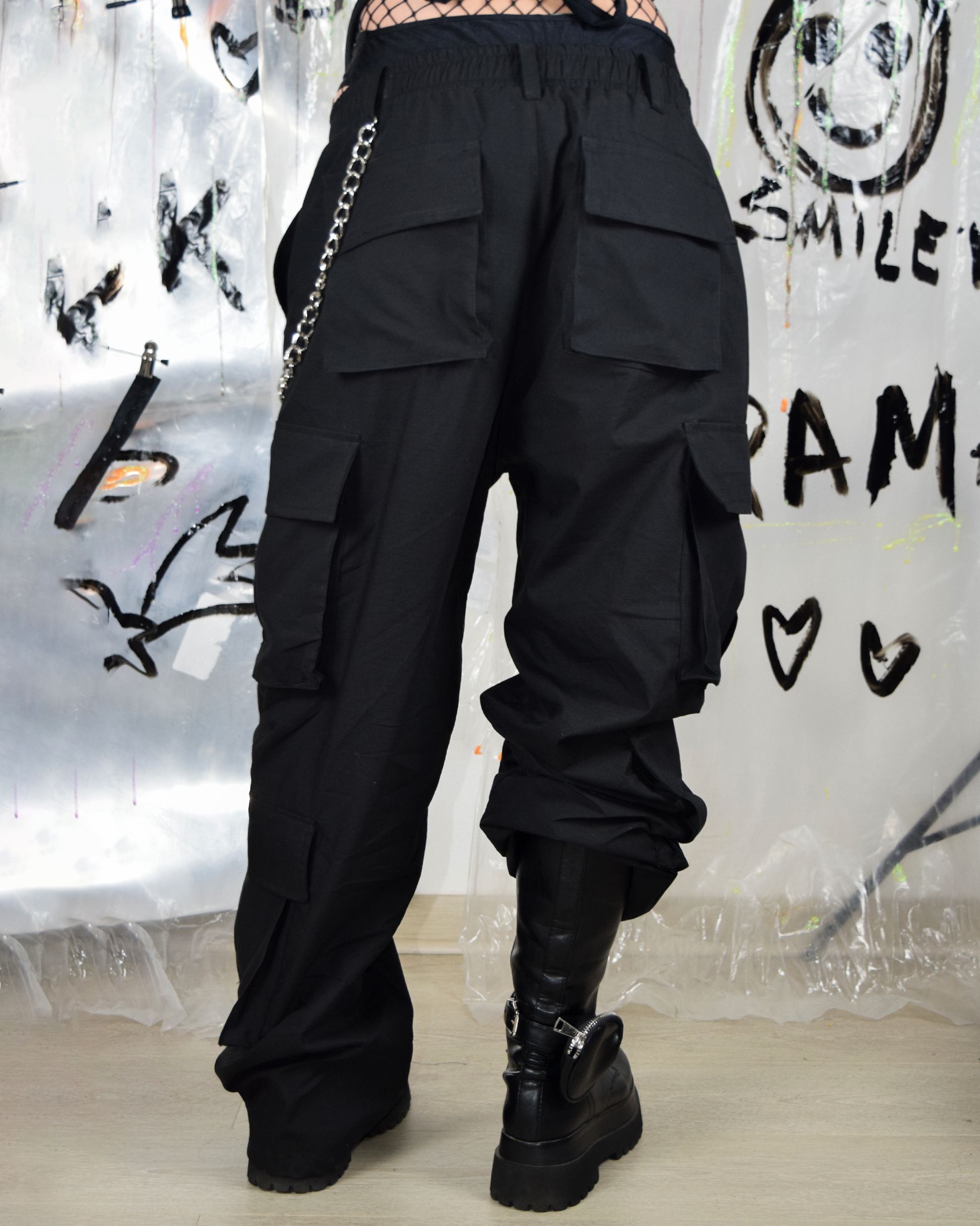 Cargo pants oversize streetwear para outfit nocturno – Urania Club