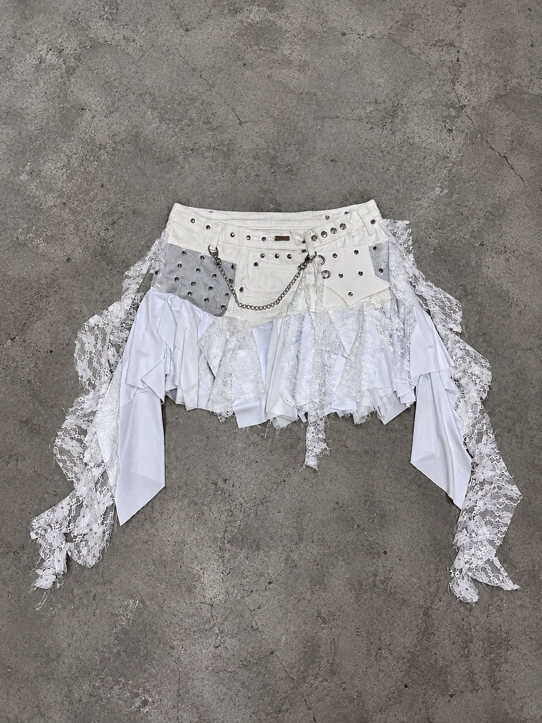 FALDA RITUAL