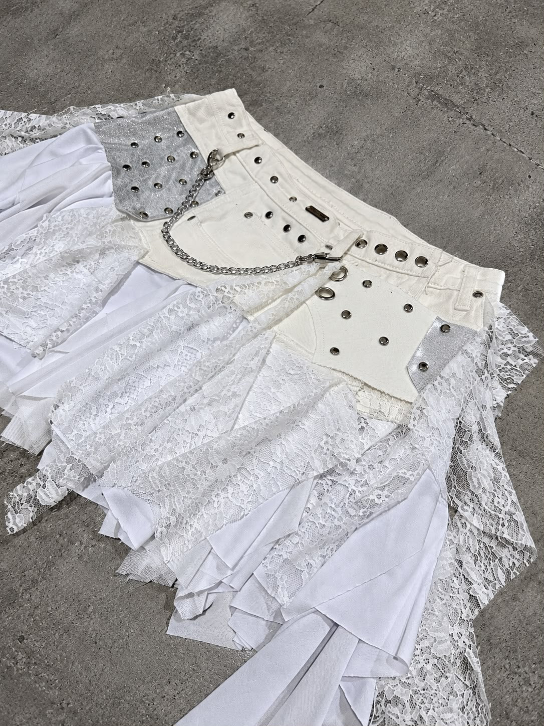 FALDA RITUAL